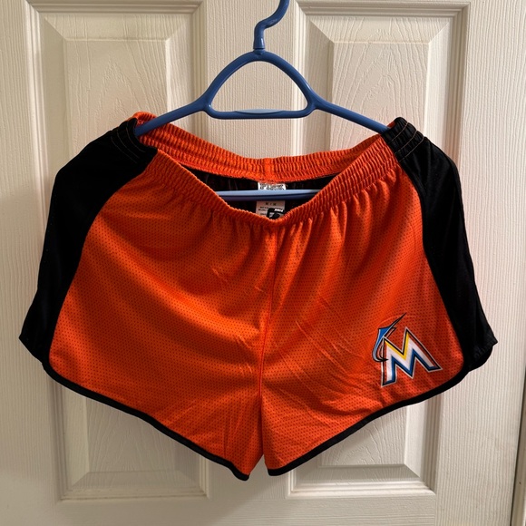 PINK Miami Marlins Shorts - Picture 1 of 3
